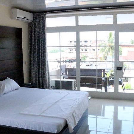 Metro Hotel Freetown Kültér fotó